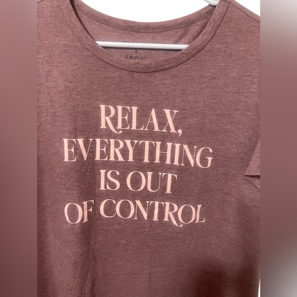 💚 TORRID CLASSIC FIT T-SHIR, PLUM COLOR - Picture 3 of 6